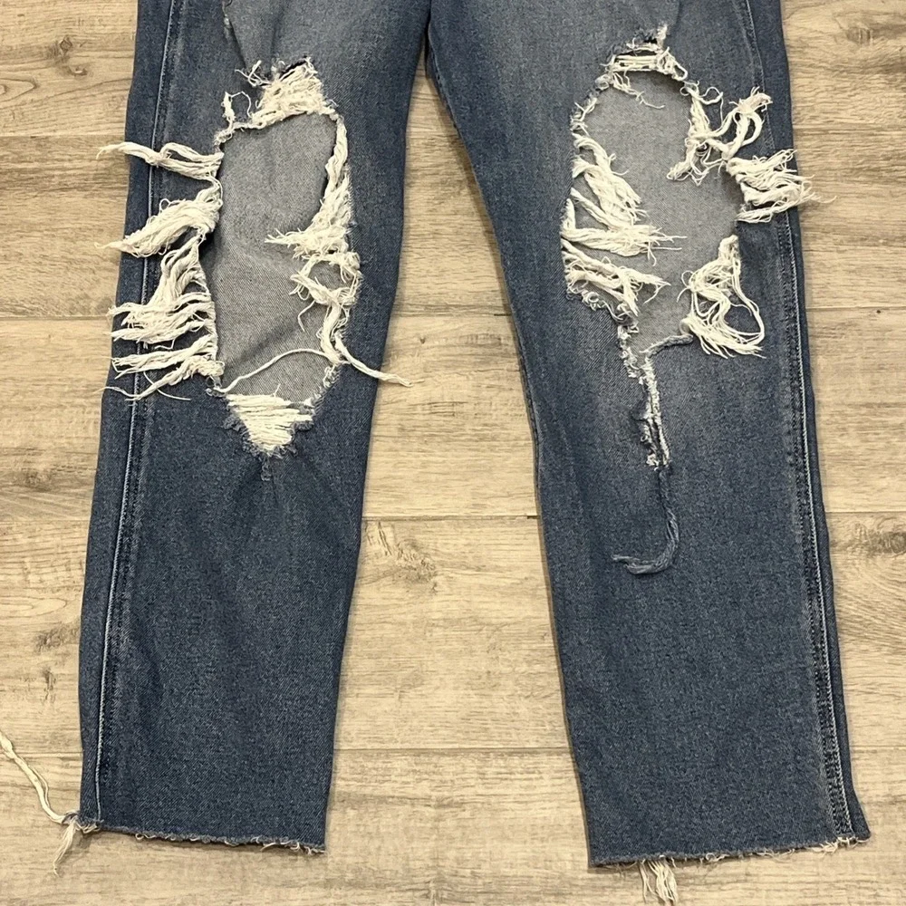 Hollister Distressed Cotton Curvy High Rise Mom Jean Vintage Stretch Size 9R W29